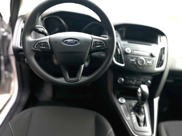 2019 Ford Focus III Рестайлинг, серебристый - вид 24