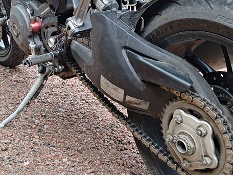 2011 Ducati Monster 1100, красный, 530000 рублей, вид 2