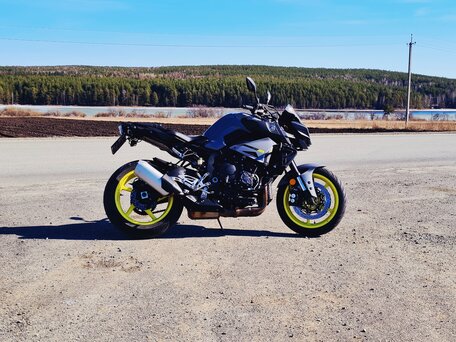 2017 Yamaha MT-10, серый, 1250000 рублей, вид 3