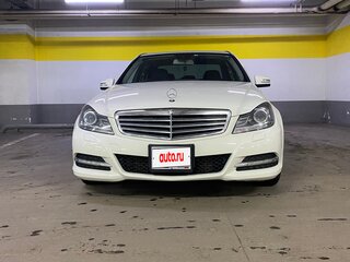 2011 Mercedes-Benz C-Класс 200 III (W204) Рестайлинг, белый, 1750000 рублей, вид 3