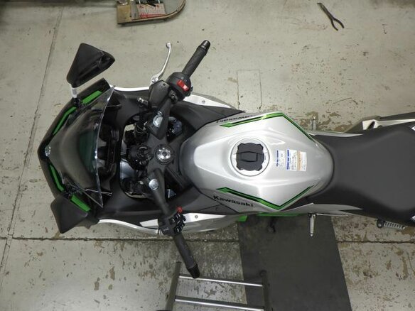 2024 Kawasaki ZX-7 Ninja, белый, 1300000 рублей - вид 16