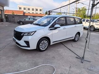 2025 Wuling Jiachen, белый, 1500000 рублей, вид 3