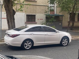2011 Hyundai Sonata VI (YF), белый, 1200000 рублей, вид 5