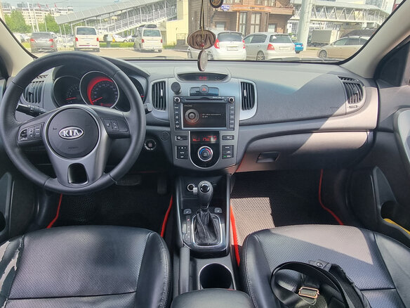 2012 Kia Forte I, серый, 600000 рублей - вид 10
