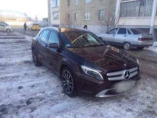 2014 Mercedes-Benz GLA 200 I (X156), коричневый, 1850000 рублей, вид 1