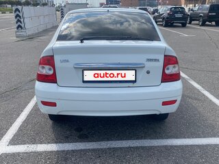 2010 Lada (ВАЗ) Priora I, белый, 220000 рублей, вид 3