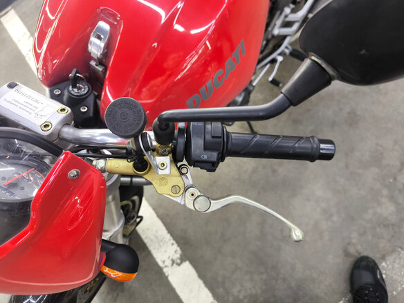 2000 Ducati Monster 900, красный, 345000 рублей - вид 6