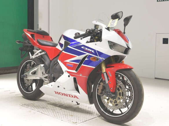2015 Honda CBR 600RR, белый, 800000 рублей