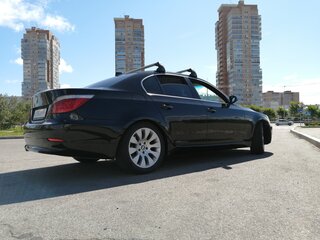 2007 BMW 5 серии 525i V (E60/E61) Рестайлинг, чёрный, 1650000 рублей, вид 5