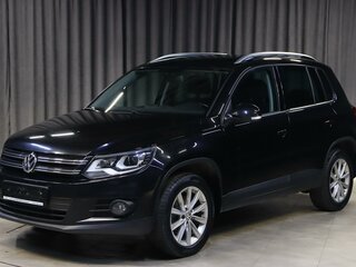 2016 Volkswagen Tiguan I Рестайлинг, чёрный, 1199000 рублей, вид 1
