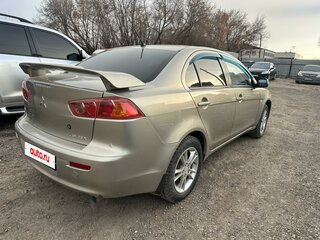 2007 Mitsubishi Lancer X, бежевый, 700000 рублей, вид 4