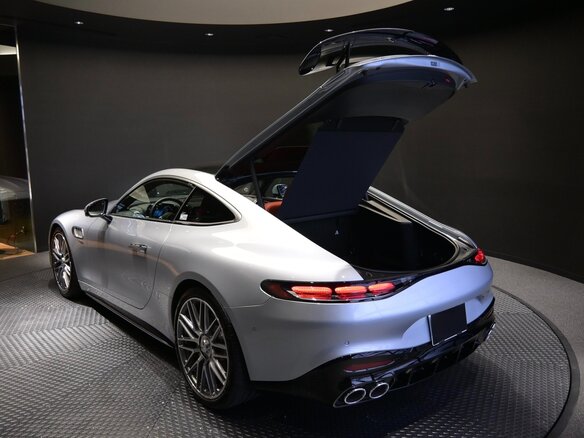 2025 Mercedes-Benz AMG GT 43 II, серебристый, 14000000 рублей - вид 6