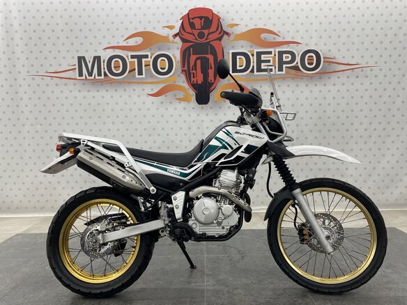 2014 Yamaha XT250 Serow, белый, 385000 рублей - вид 1