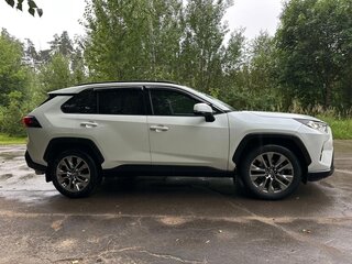 2021 Toyota RAV4 V (XA50), белый, 4100000 рублей, вид 5