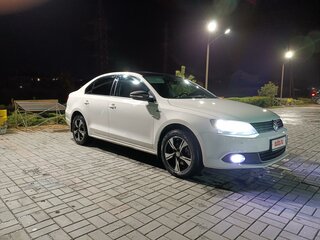 2013 Volkswagen Jetta VI, белый, 1240000 рублей, вид 1