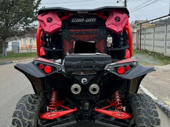 2015 BRP Can-Am Maverick 1000R, белый, 1100000 рублей - вид 9
