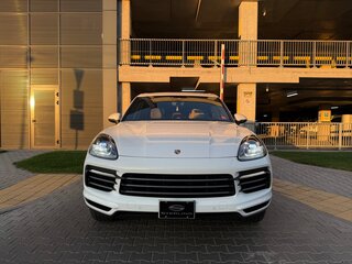 2019 Porsche Cayenne III, белый, 4650000 рублей, вид 1