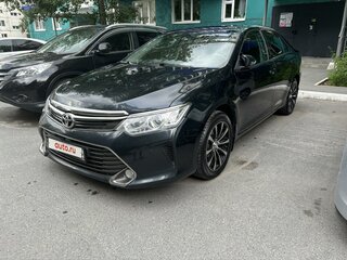 2015 Toyota Camry VII (XV50) Рестайлинг, зелёный, 2200000 рублей, вид 1