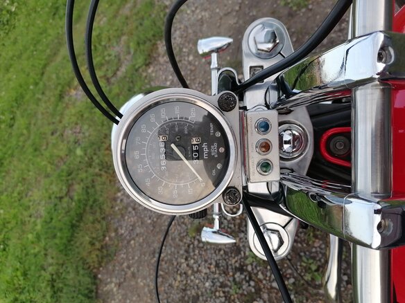 1995 Honda VT 1100, красный, 400000 рублей - вид 4