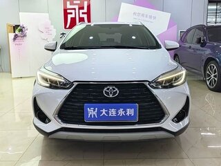 2022 Toyota Yaris L XP150 Рестайлинг, белый, 1050300 рублей, вид 2