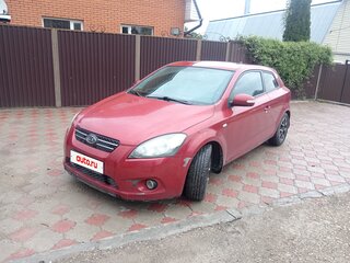 2010 Kia Ceed I Рестайлинг, красный, 730000 рублей, вид 2