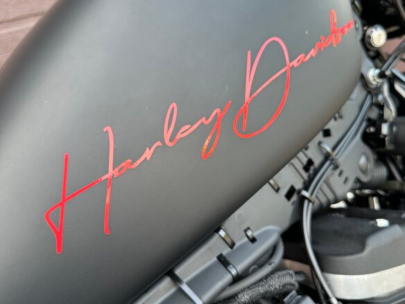 2020 Harley-Davidson Sportster 883, чёрный, 1390000 рублей - вид 15