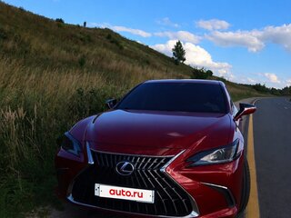 2021 Lexus ES 250 VII Рестайлинг, красный, 4700000 рублей, вид 1