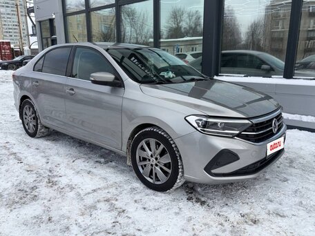 2021 Volkswagen Polo VI, серый, 1130000 рублей, вид 2