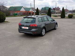 2019 Volkswagen Golf VII Рестайлинг, серый, 1999990 рублей, вид 3