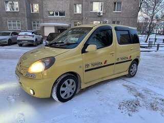 2001 Toyota FunCargo, жёлтый, 425000 рублей, вид 1