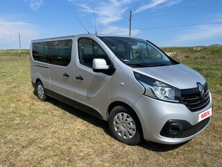 2017 Renault Trafic III, серебристый, 2250000 рублей, вид 4