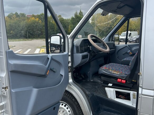 1997 Mercedes-Benz Sprinter, серебристый, 517000 рублей - вид 11