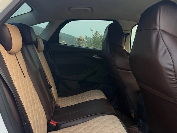 2012 Ford Focus III, белый, 750000 рублей - вид 2
