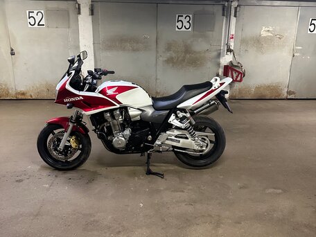 2006 Honda CB 1300, красный, 680000 рублей, вид 3