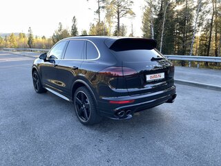 2016 Porsche Cayenne Turbo II Рестайлинг (958), чёрный, 4470000 рублей, вид 5
