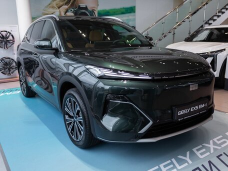 2026 Geely EX5 Гибрид EM-i, зелёный, 3974990 рублей, вид 2