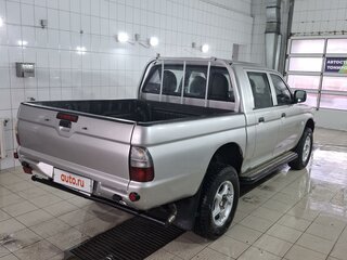2006 Mitsubishi L200 III, серебристый, 950000 рублей, вид 3