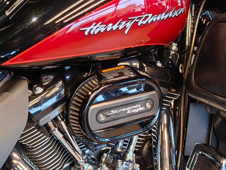 2017 Harley-Davidson CVO Street Glide, пурпурный, 2290000 рублей, вид 5
