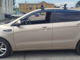 2012 Kia Rio III, бежевый, 750000 рублей, вид 4