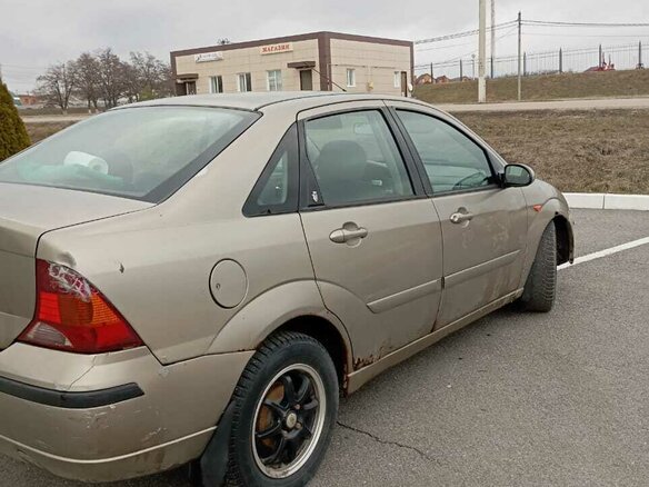 2004 Ford Focus I Рестайлинг, серый, 215000 рублей - вид 9