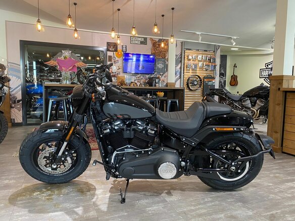 2024 Harley-Davidson Fat Bob, чёрный, 3300000 рублей - вид 1