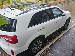 2013 Kia Sorento II Рестайлинг, белый, 1770000 рублей, вид 3