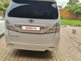 2010 Toyota Vellfire I, белый, 2620000 рублей, вид 4