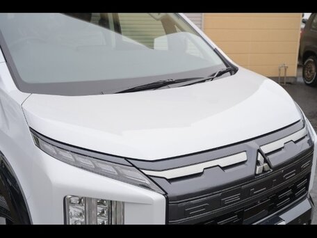 2026 Mitsubishi Delica D:5 I Рестайлинг 2, белый, 3530000 рублей, вид 4