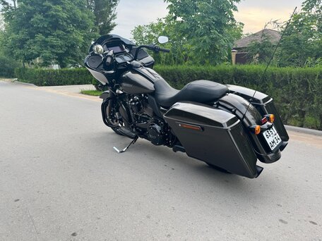 2020 Harley-Davidson Road Glide Special, коричневый, 3000000 рублей, вид 2