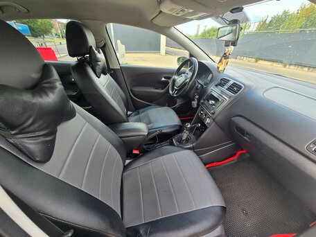 2019 Volkswagen Polo V Рестайлинг, белый, 590000 рублей, вид 5