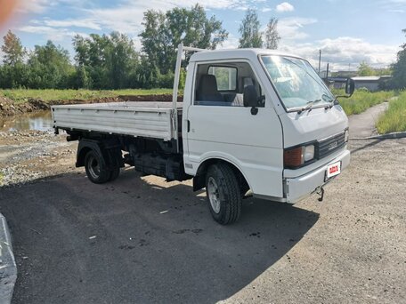 1991 Mazda Bongo, белый, 840000 рублей, вид 3
