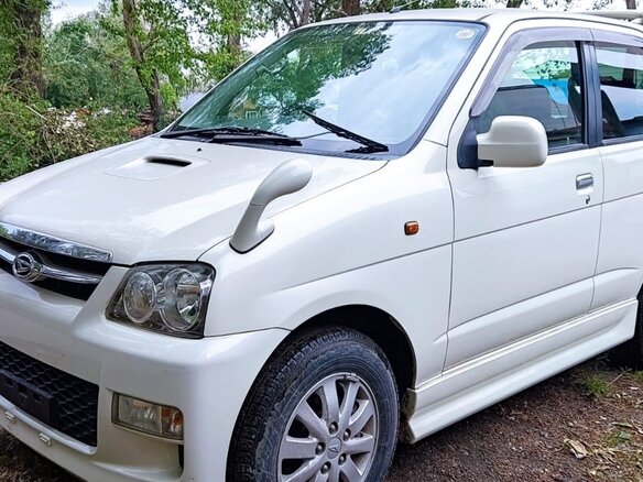 2010 Daihatsu Terios Kid I, белый, 650000 рублей