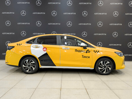 2023 BAIC U5 Plus, жёлтый, 675000 рублей, вид 4