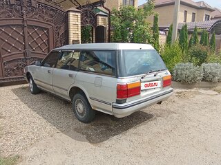 1993 Toyota Crown IX (S140), серебристый, 360000 рублей, вид 3